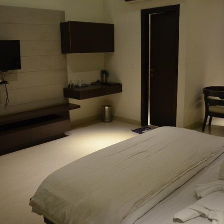 Sirsa Hotel Aroma Inn المظهر الخارجي الصورة
