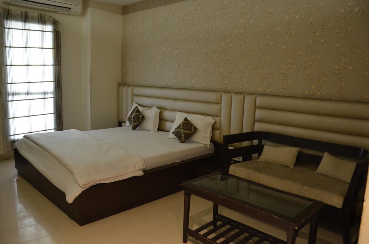 Sirsa Hotel Aroma Inn المظهر الخارجي الصورة