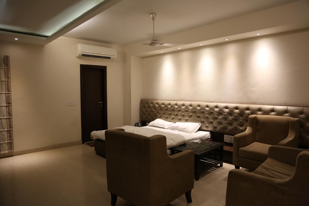 Sirsa Hotel Aroma Inn المظهر الخارجي الصورة