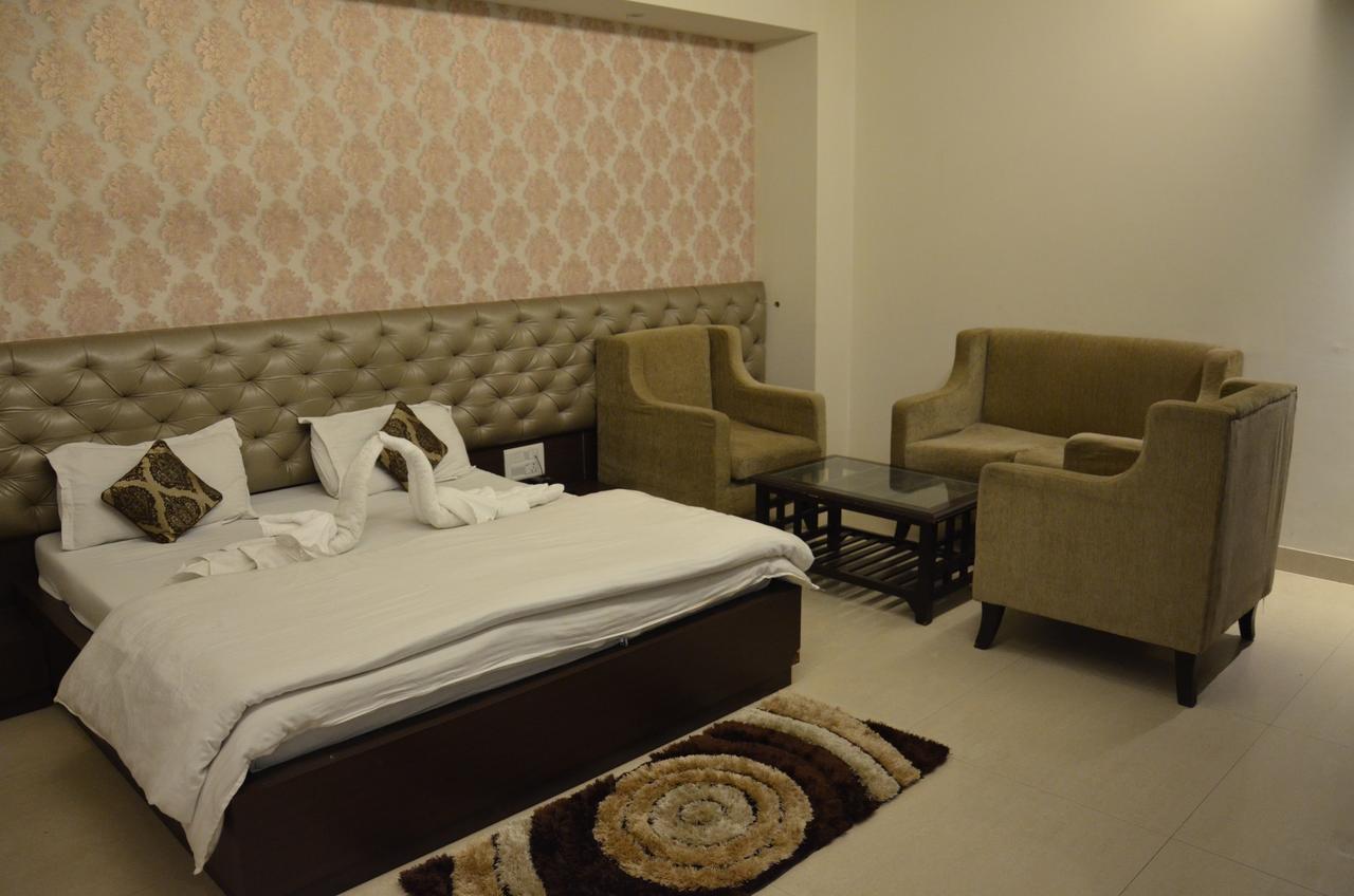 Sirsa Hotel Aroma Inn المظهر الخارجي الصورة