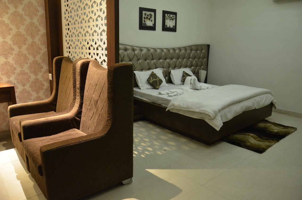 Sirsa Hotel Aroma Inn المظهر الخارجي الصورة