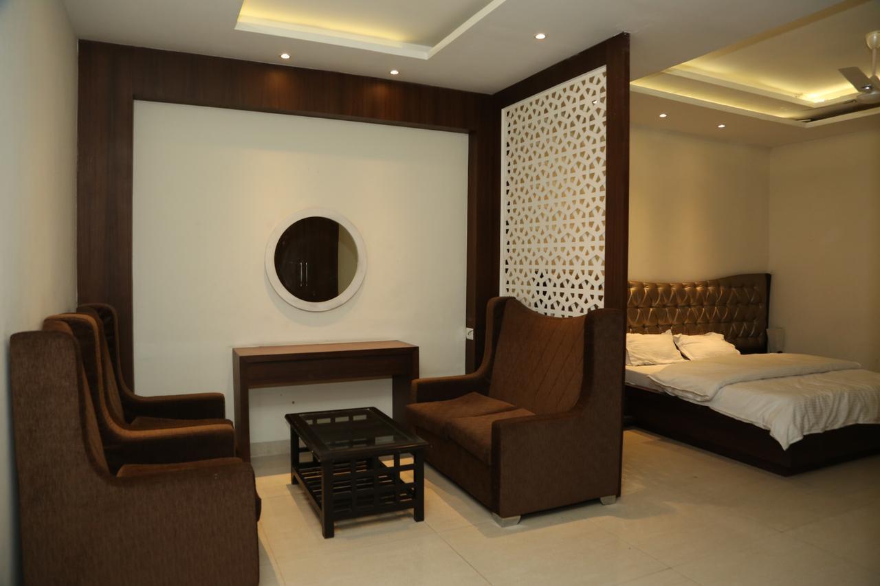 Sirsa Hotel Aroma Inn المظهر الخارجي الصورة